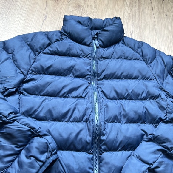 Boys (Uniqlo) Puffer - Picture 2 of 5